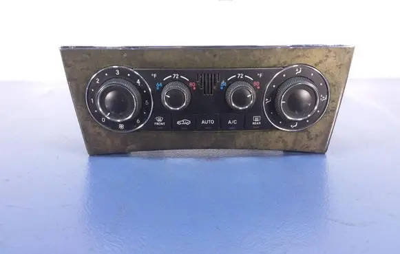 Mercedes-Benz C W204 Climate control unit A2038304285