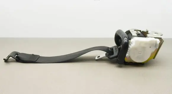BMW X4 G02 Rear seatbelt 7469998