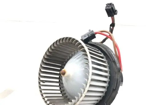 Mercedes-Benz CLS C218 X218 Heater fan/blower V7771001