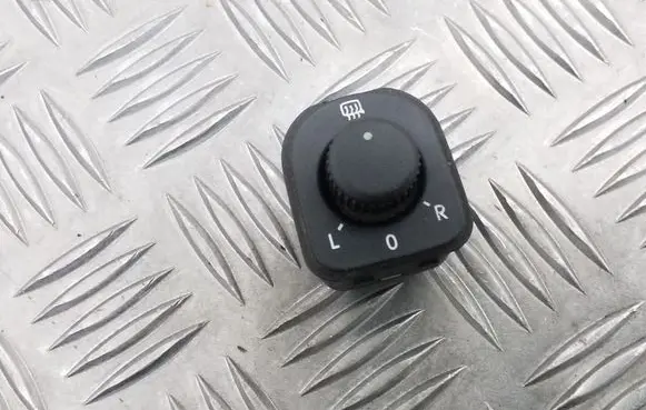 Skoda Superb B6 (3T) Wing mirror switch 3T0959565