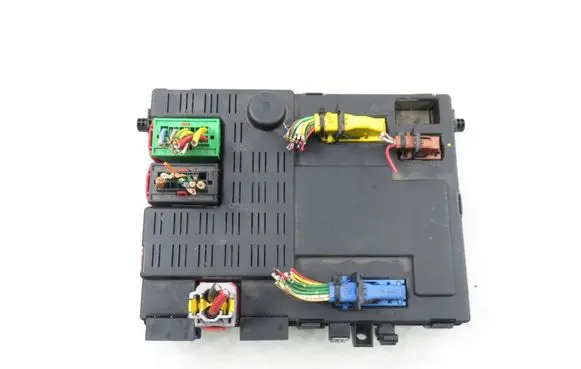 Citroen Xsara Picasso Central body control module 73002612 9641428280