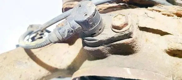 Toyota Land Cruiser (HDJ90) ABS brake wheel speed sensor 