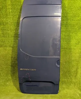 Mercedes-Benz Sprinter W907 W910 Rear door