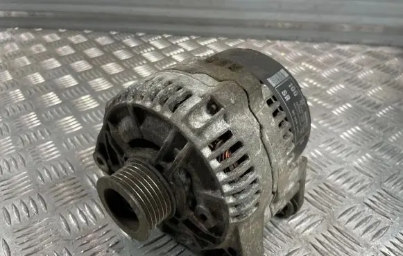 Opel Frontera B Generator/alternator 90506202 0123500008