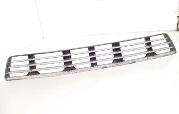 Audi A4 S4 B5 8D Front bumper lower grill 8D0807683