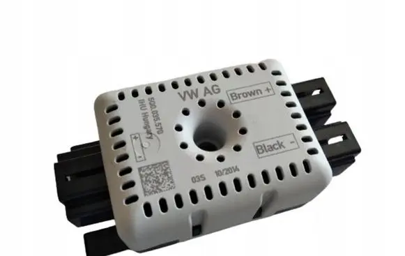 Volkswagen Golf VIII Aerial antenna filter 5Q0035570
