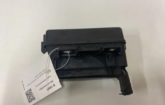 Toyota Corolla Verso AR10 Relay mounting block 