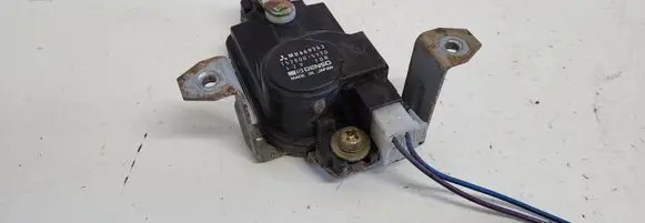 Mitsubishi Pajero Central locking motor MB669753 1528005970