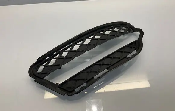 Mercedes-Benz S W221 Front fog light trim/grill A2218851822 2218851822
