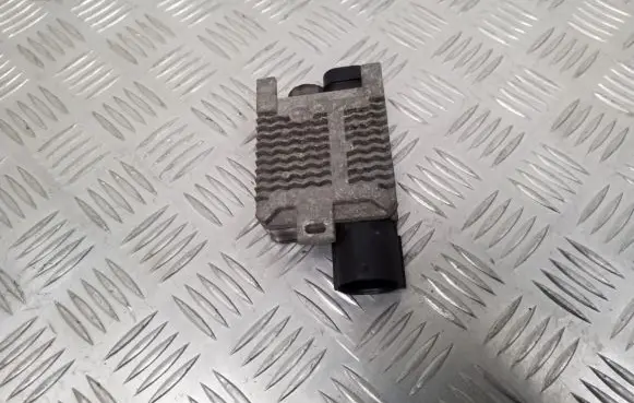 Ford Focus Coolant fan relay 940002906