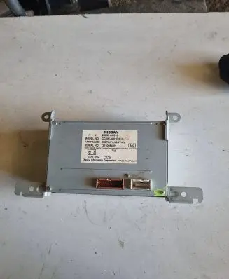 Nissan Primera Screen/display/small screen CC5W4001P 31100843H