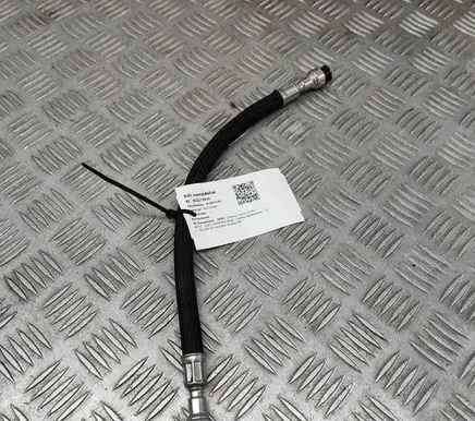 BMW 2 F45 Fuel line pipe 8600440