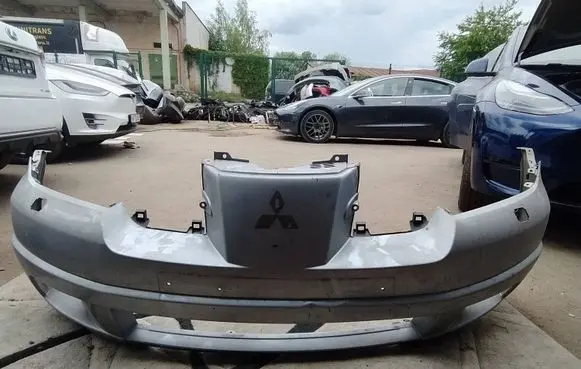 Mitsubishi Colt Front bumper MR971529
