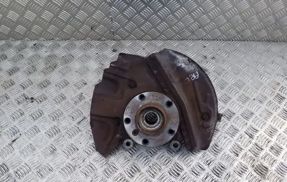BMW X5 E53 Front wheel hub