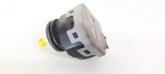 Headlight level adjustment motor