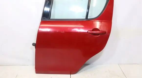 Suzuki Swift I Rear door 