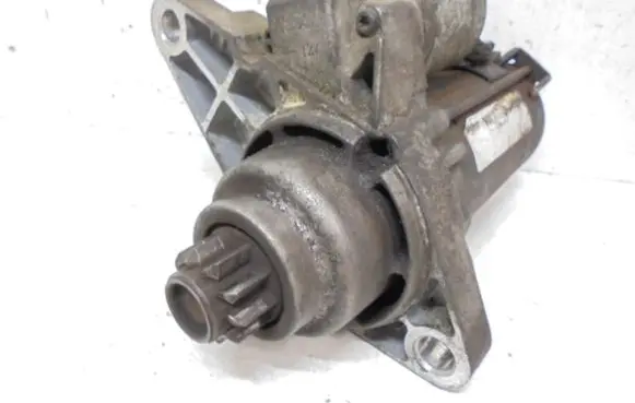Skoda Fabia Mk1 (6Y) Starter motor 02T911024T