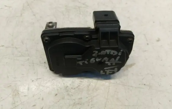 Volkswagen Tiguan Throttle valve 3Q0253691