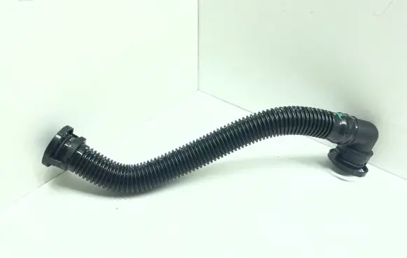 Audi Q7 4L Breather hose/pipe 7L0131625F