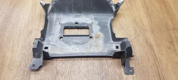 Porsche Macan (95B) Center/middle under tray cover 95B825370G