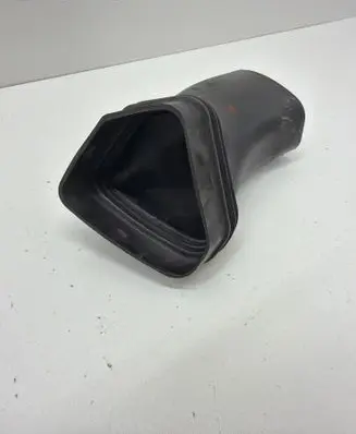 BMW 3 E90 E91 Air intake duct part 7798876 70316820 109912F