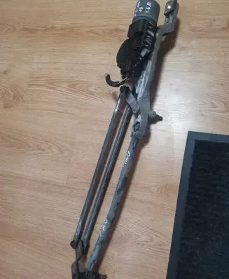 Ford Focus Front wiper linkage and motor 0390243065 3397021366 4M5117504AD