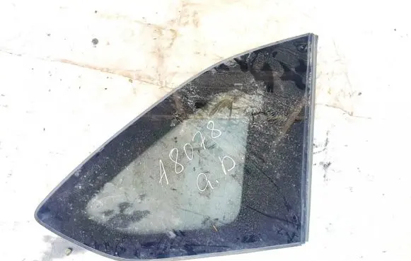 Honda FR-V Rear side window