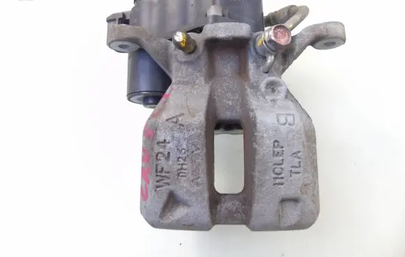 Honda CR-V Rear brake caliper