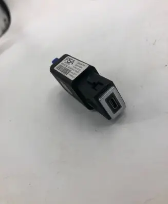 Citroen C4 III e-C4 USB socket connector 9848394880