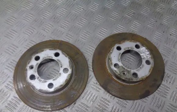 Volkswagen Bora Rear brake disc