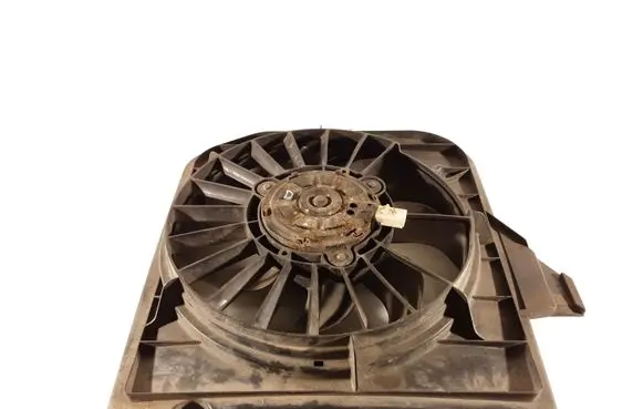 Chrysler Voyager Radiator cooling fan shroud 04809170AC 90157B 2326503802