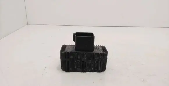 Opel Astra G Glow plug pre-heat relay 09132691 51299008