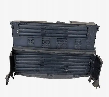 Peugeot 3008 II Intercooler air guide/duct channel