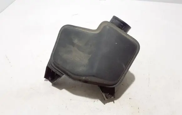 Chrysler Pacifica Other engine bay part 68235293AF