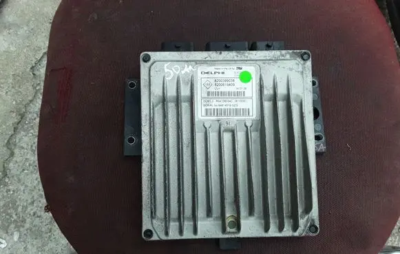 Nissan Note (E11) Engine control unit/module 8200399038 8200619409