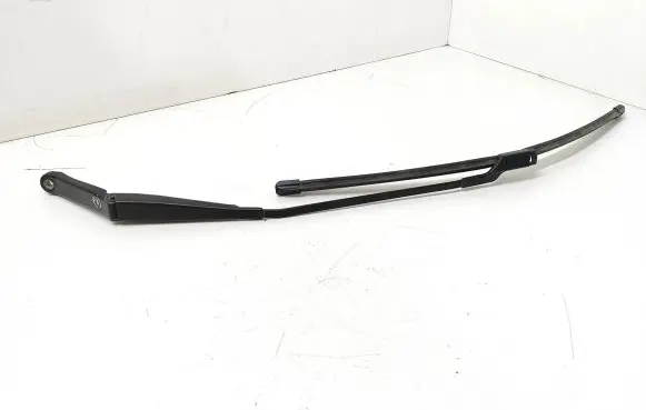 Peugeot 508 RXH Front wiper blade arm 9686437780