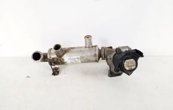 Toyota Aygo AB10 EGR valve SU001-00730