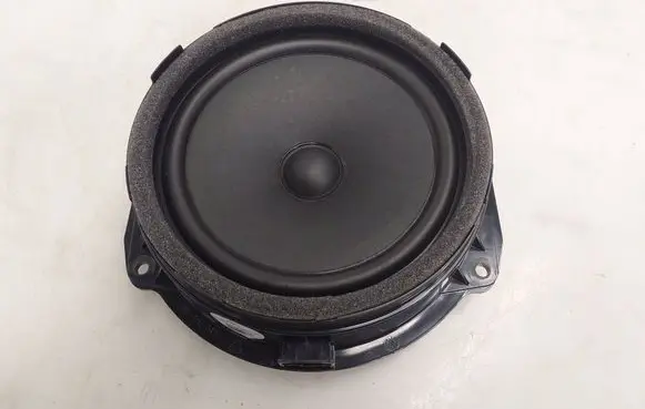 Audi e-tron Rear door speaker 4K9035411