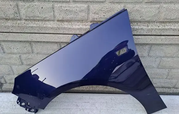Opel Adam Fender