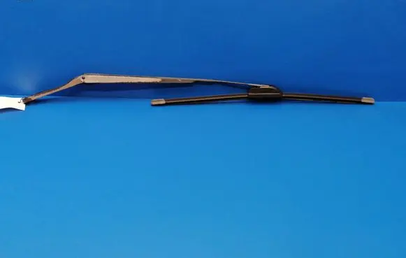 Cadillac CTS Front wiper blade arm