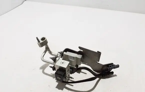 Peugeot 208 II Air conditioning (A/C) pipe/hose 564681336