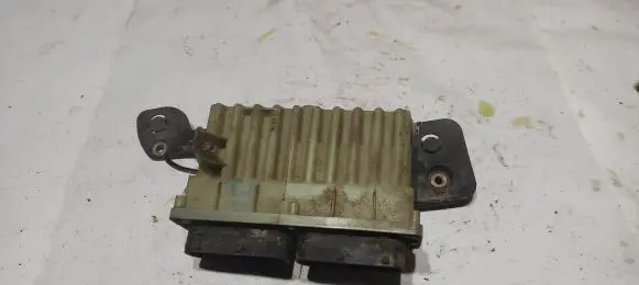 Opel Zafira A Coolant fan relay 24410130