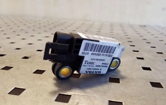 Volvo S40, V40 Airbag deployment crash/impact sensor 30613044A 00000794MM