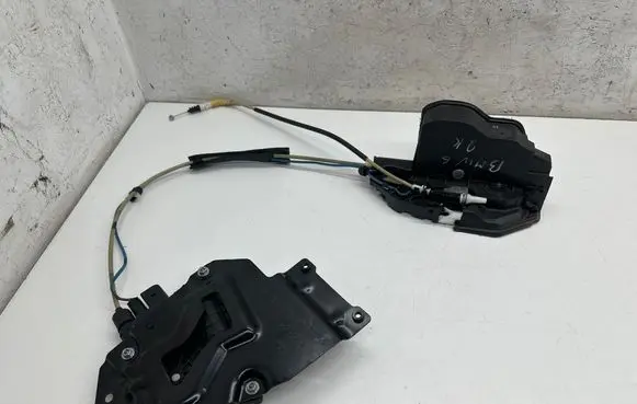 BMW 6 F06 Gran coupe Rear door lock A053702