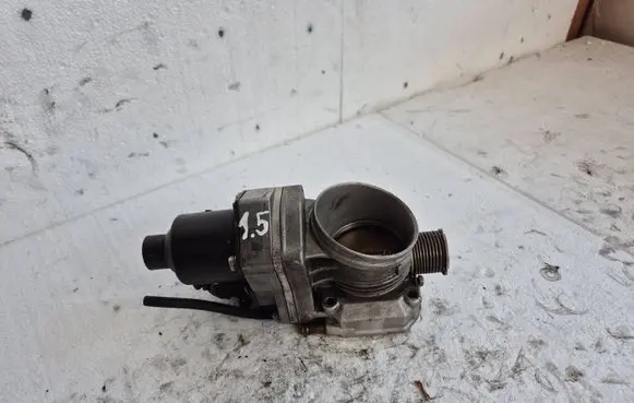 BMW 8 E31 Throttle valve 1733023 205003001