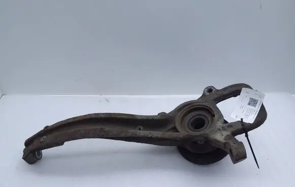Audi Q7 4L Front wheel hub 7L0407257A