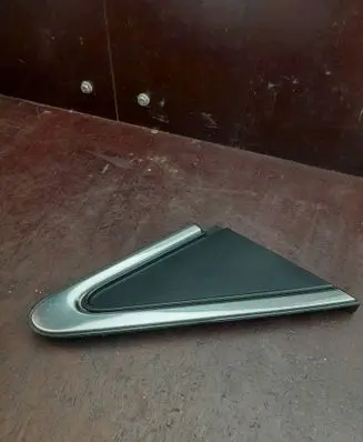 Toyota Avensis T270 Plastic wing mirror trim cover 6011705020