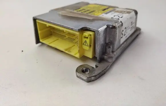 Toyota Verso Airbag control unit/module 891700F100 220591101