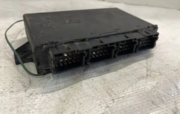 Mercedes-Benz Vito Viano W638 Comfort/convenience module A0004461119 410215011002