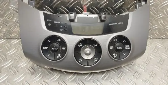 Toyota RAV 4 (XA30) Climate control unit 5590042240 4554202020